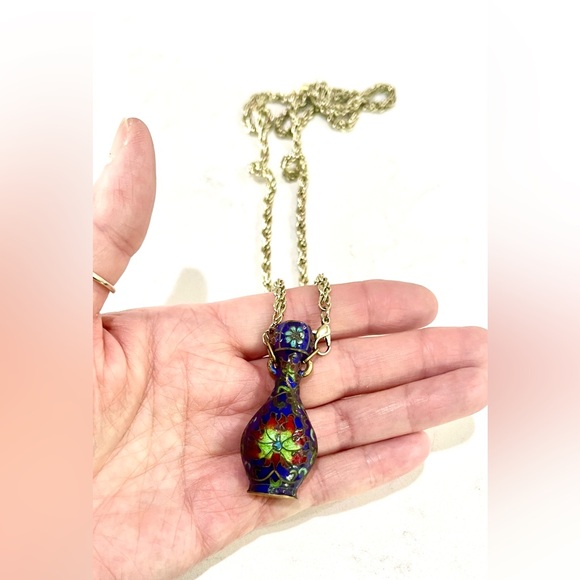 Vintage Designer Cloisonné Enameled Brass Flower Vase/Snuff Bottle Necklace, EUC - Picture 6 of 14